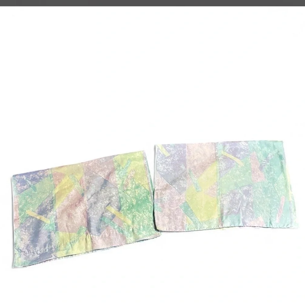 90’s vintage pillowcases set of 2